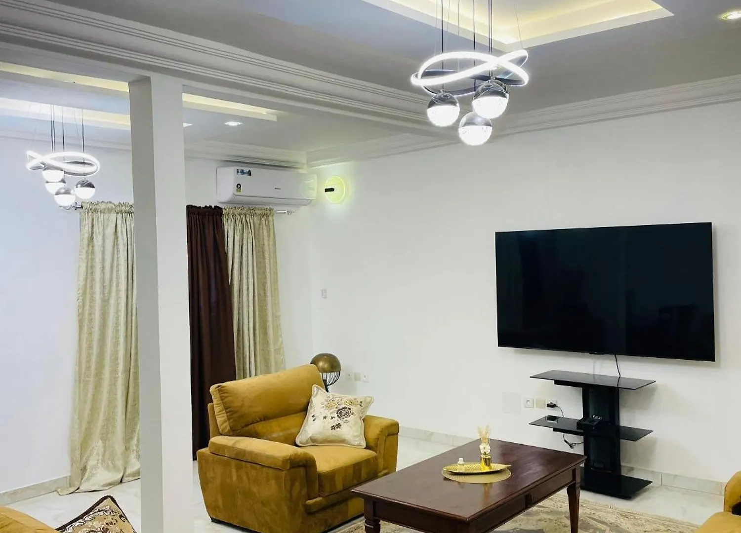 Mayna House Dakar